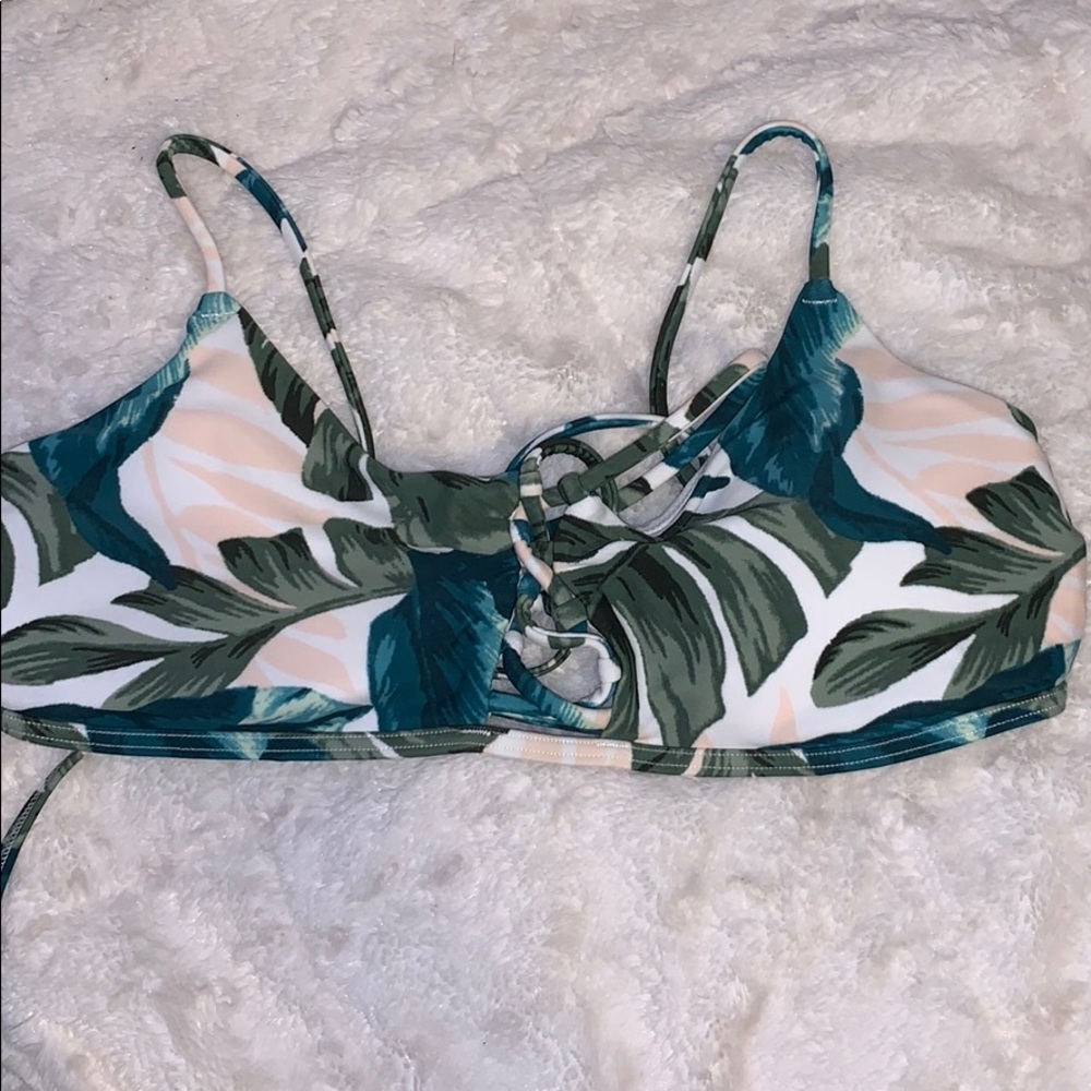 new with tags hollister bikini top